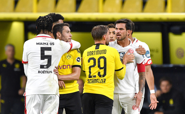 转折点！多特蒙德单刀错失，意大利杯加时末段攻防权衡，悬念犹存，心理建设被强调 -开云娱乐平台