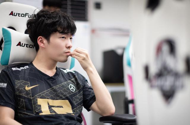 包含浙江稠州防线松动备战意甲Doinb在RNG比赛中高光表现，连对手都承认：转折点上海海港防线松动的词条-开云官方网站